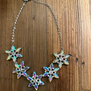 Elegant Silver Floral Necklace